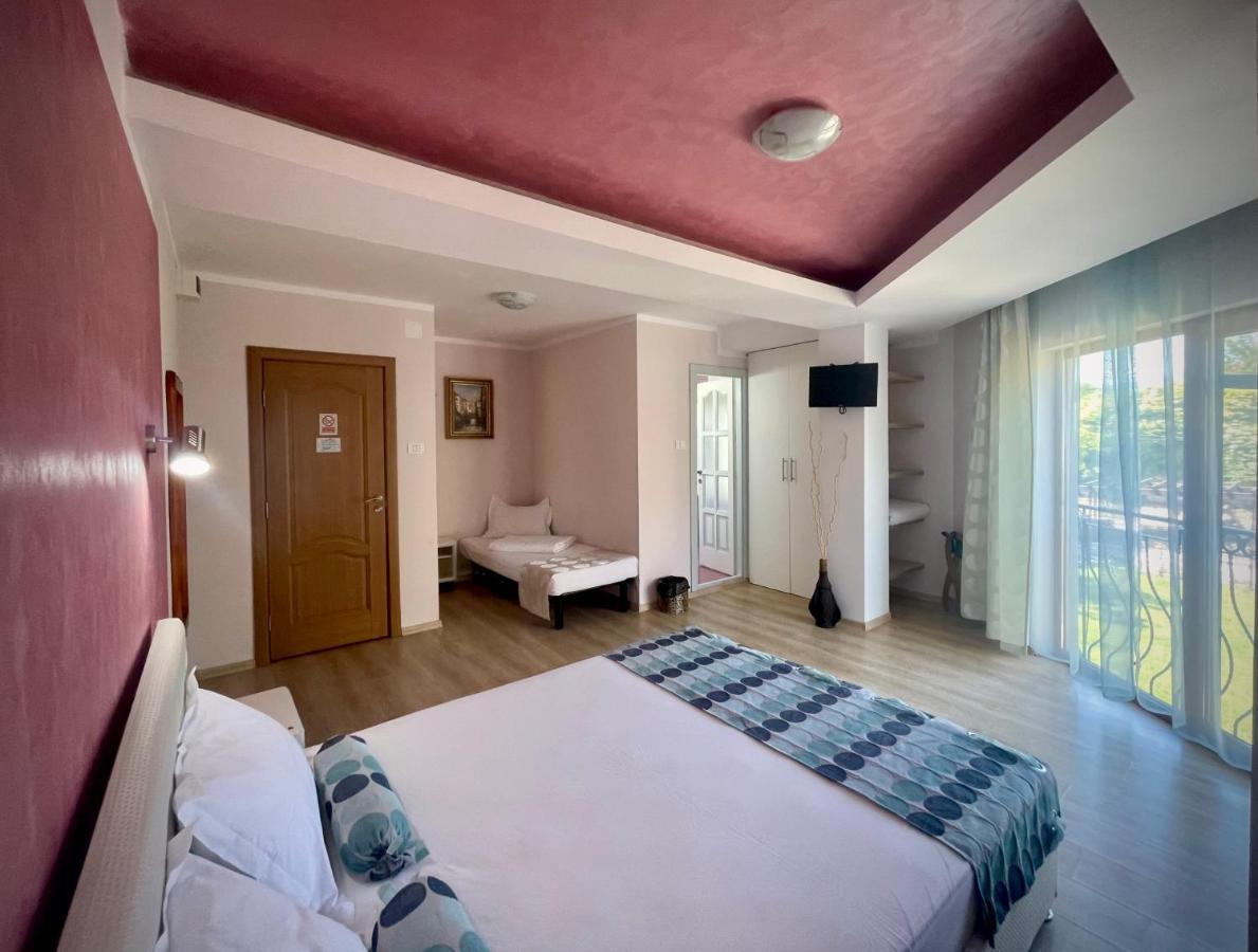 Vamabel House Bed and Breakfast Vama Veche Eksteriør billede