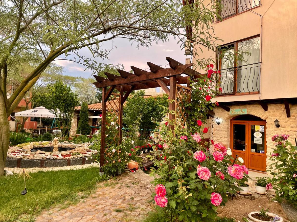Vamabel House Bed and Breakfast Vama Veche Eksteriør billede